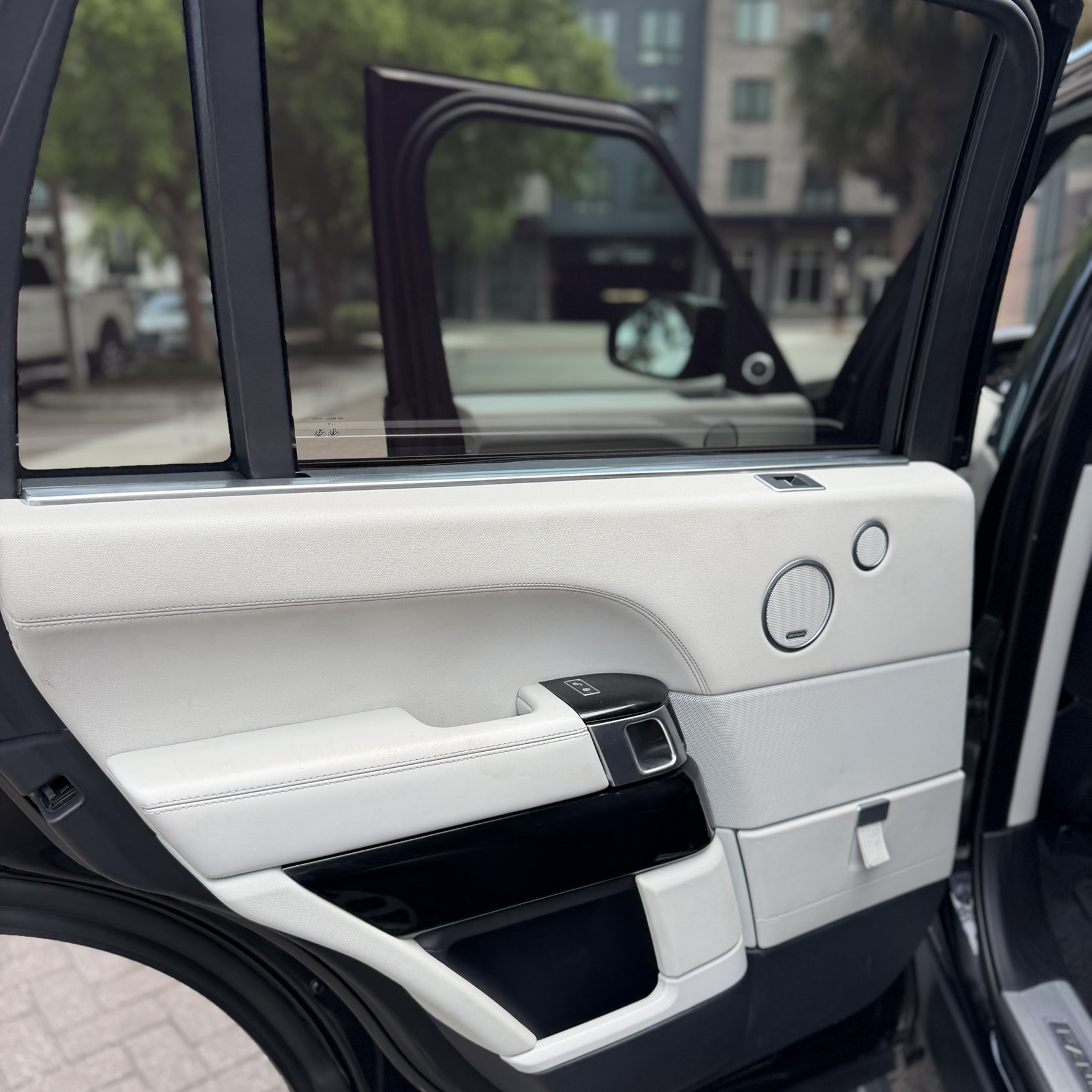 2017 Land Rover Range Rover Supercharged - Photo 14