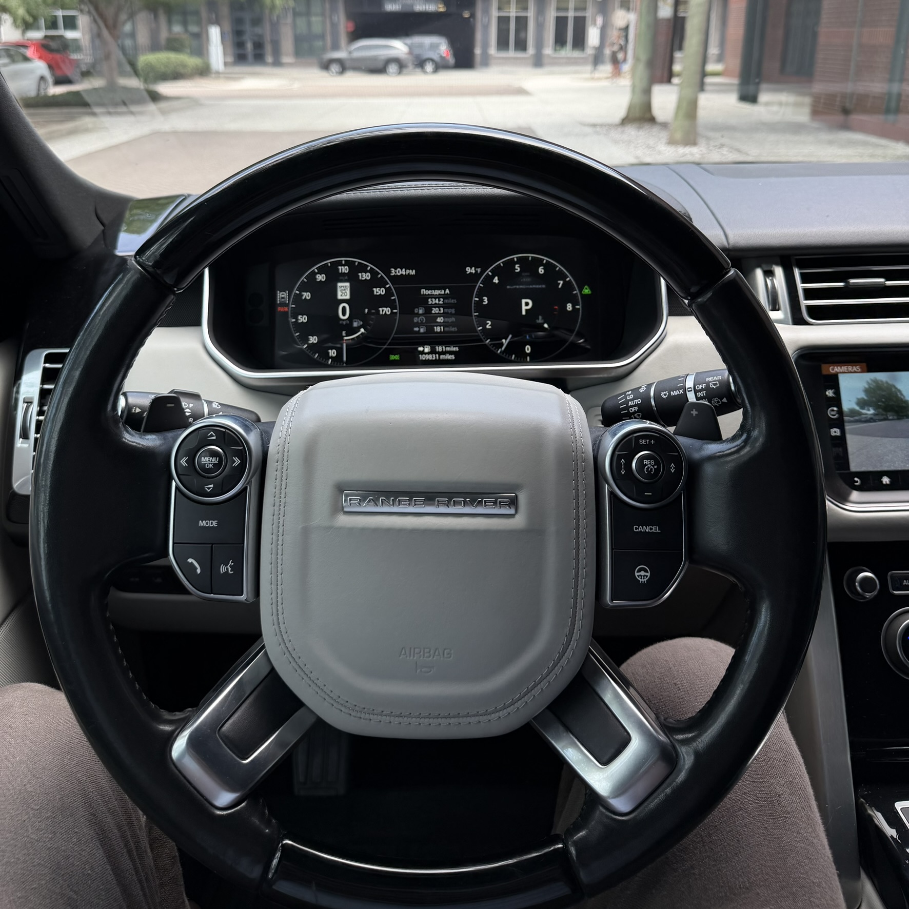2017 Land Rover Range Rover Supercharged - Photo 11