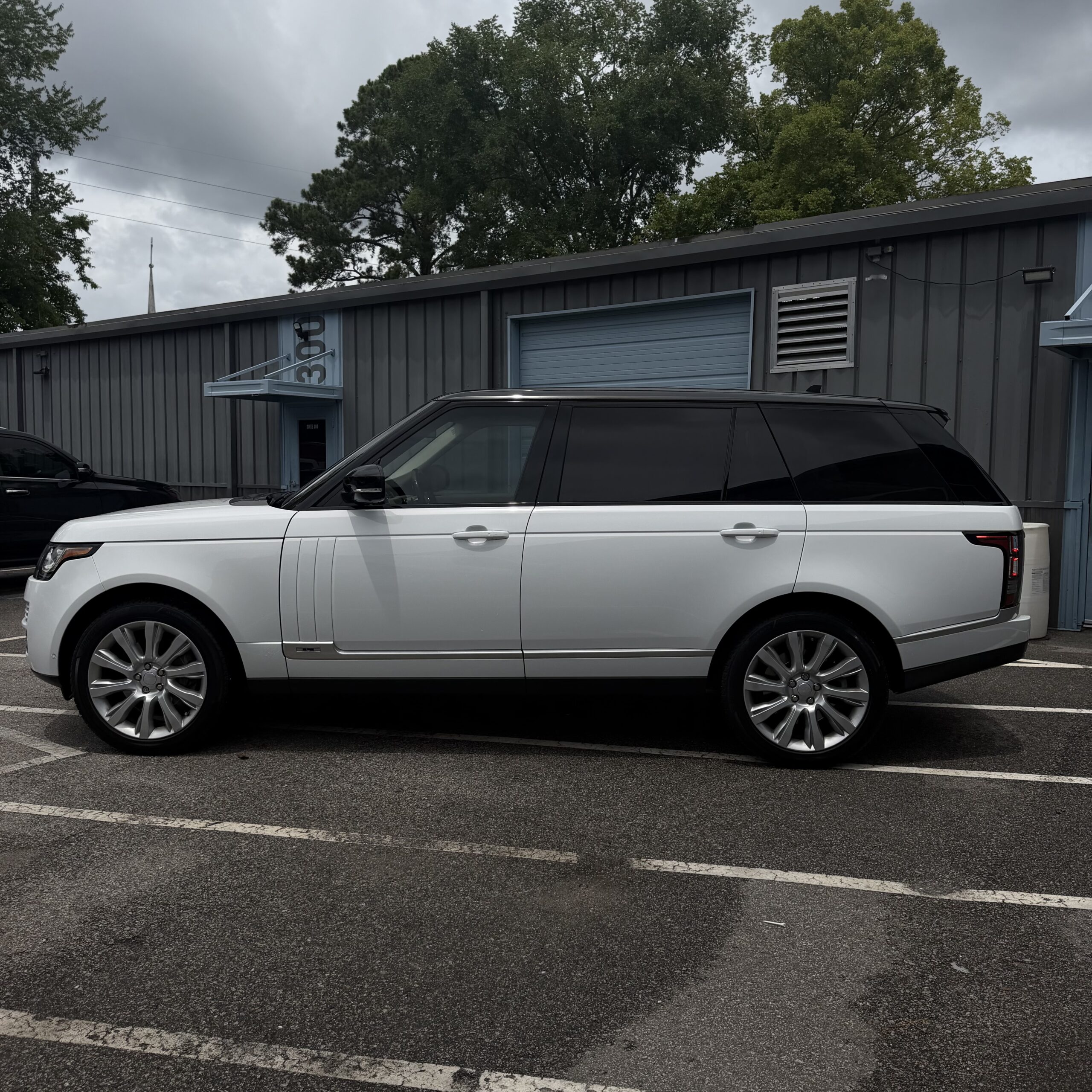 2016 Land Rover Range Rover Supercharged - Photo 8
