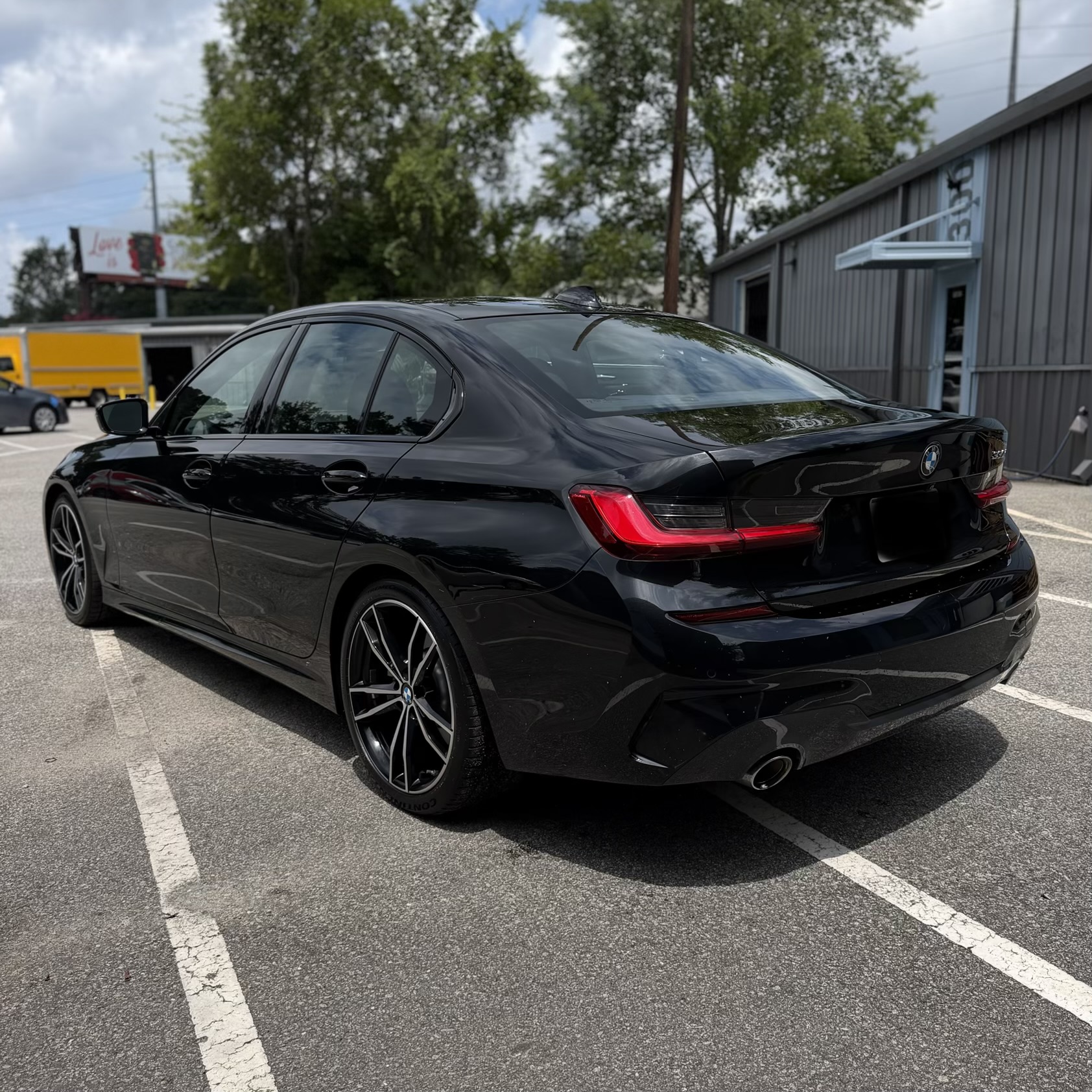 2021 BMW 3 Series 330i - Photo 7