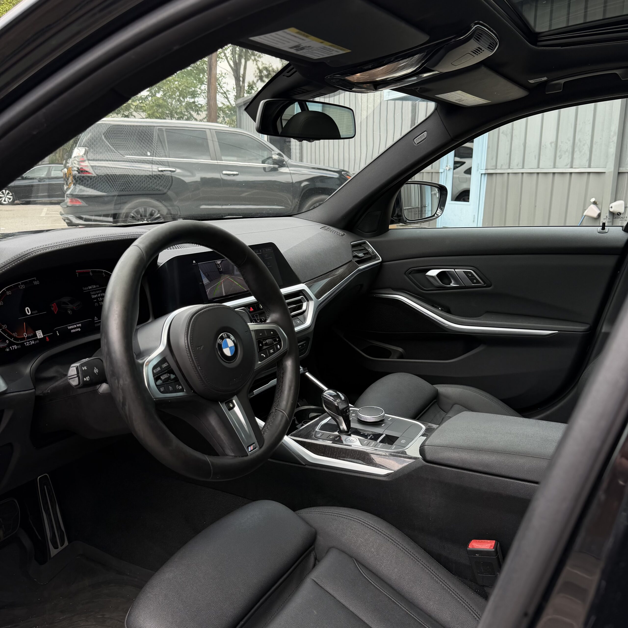 2021 BMW 3 Series 330i - Photo 9
